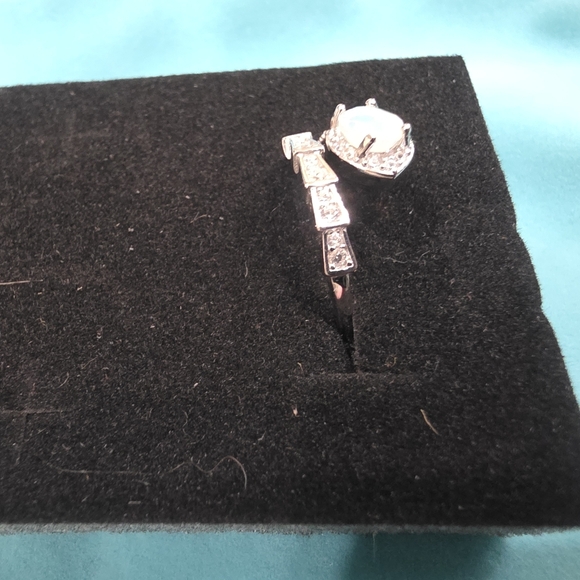 Opal Ring - Picture 4 of 8